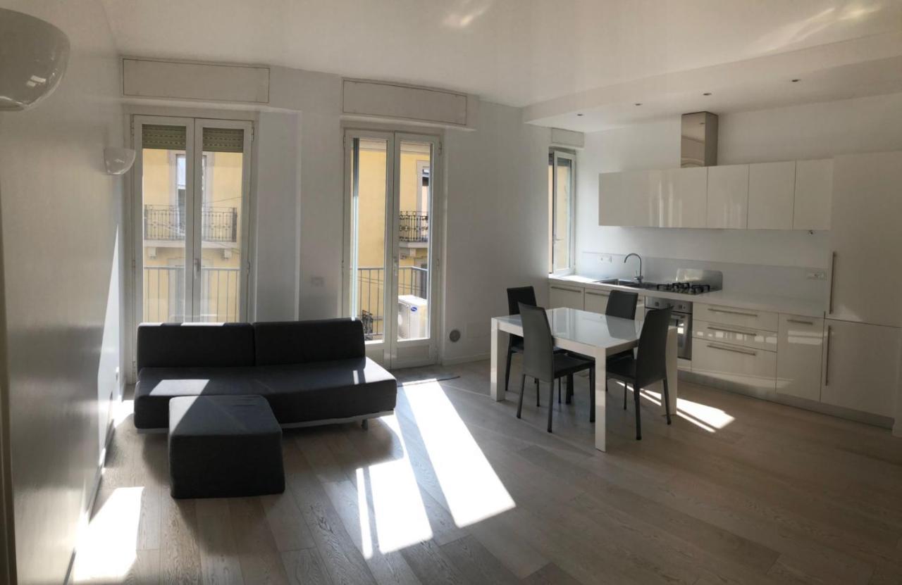 Bright & Spacious Apartment Near Navigli - Ponti Милан Экстерьер фото
